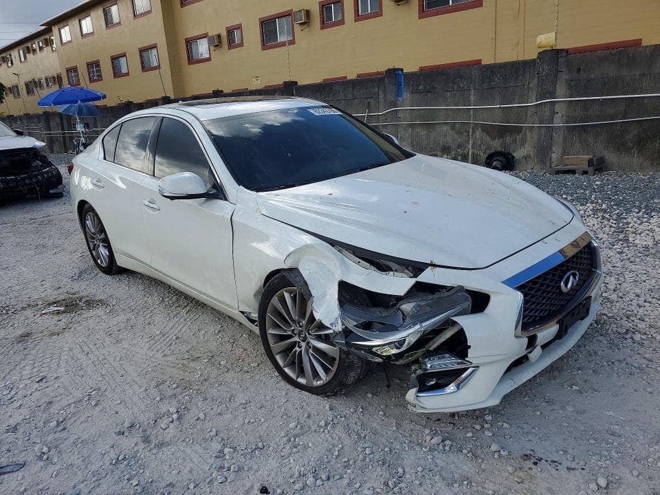 2021 INFINITI Q50 LUXE 4