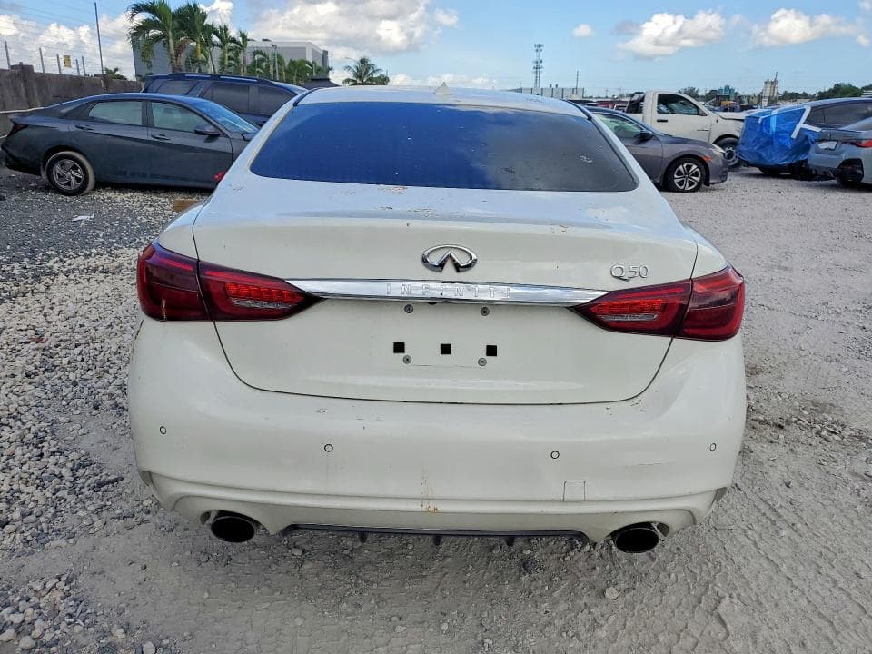 2021 INFINITI Q50 LUXE 6