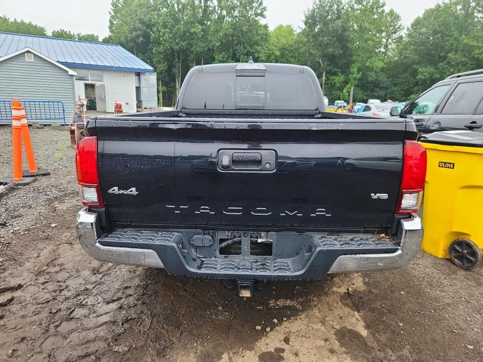 2022 TOYOTA TACOMA SR5 V6 6