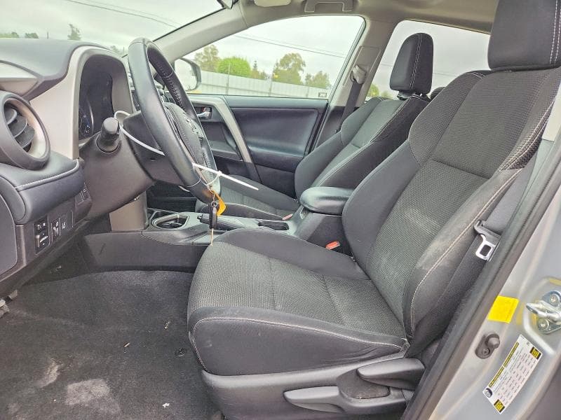 2017 TOYOTA RAV4 XLE 7