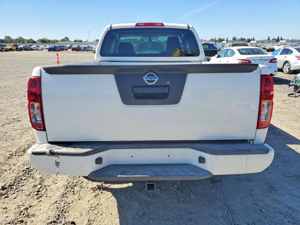 2020 NISSAN FRONTIER S 6