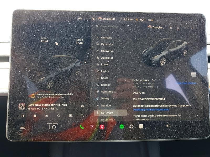 2024 TESLA MODEL Y 9
