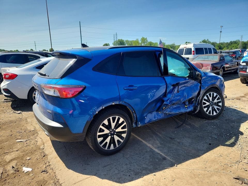 2020 FORD ESCAPE SE SPORT 3