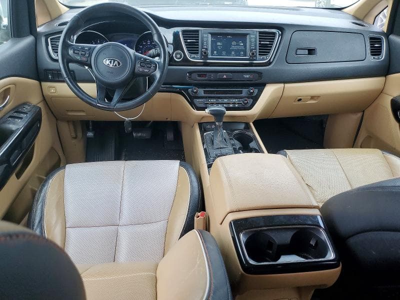2017 KIA SEDONA EX 9
