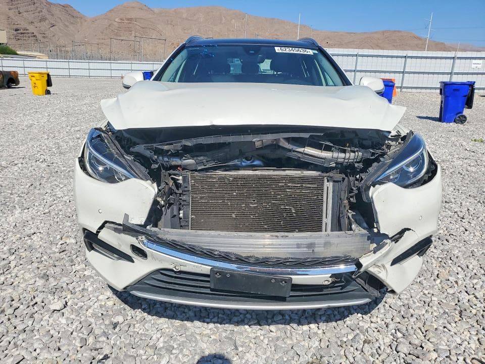 2017 INFINITI QX30 PREMIUM 5