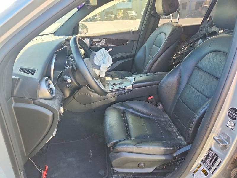 2020 MERCEDES-BENZ GLC 300 4MATIC 300 4MATIC 7