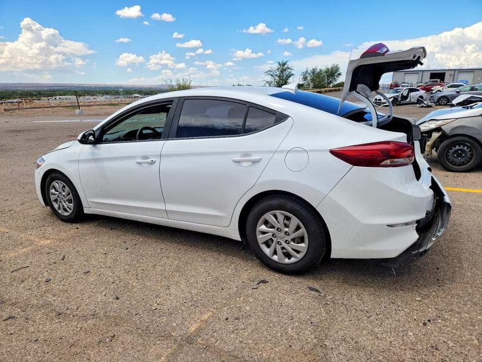 2017 HYUNDAI ELANTRA SE 2