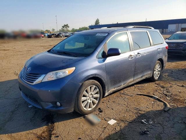 2017 TOYOTA SIENNA XLE 7-PASSENGER - 1