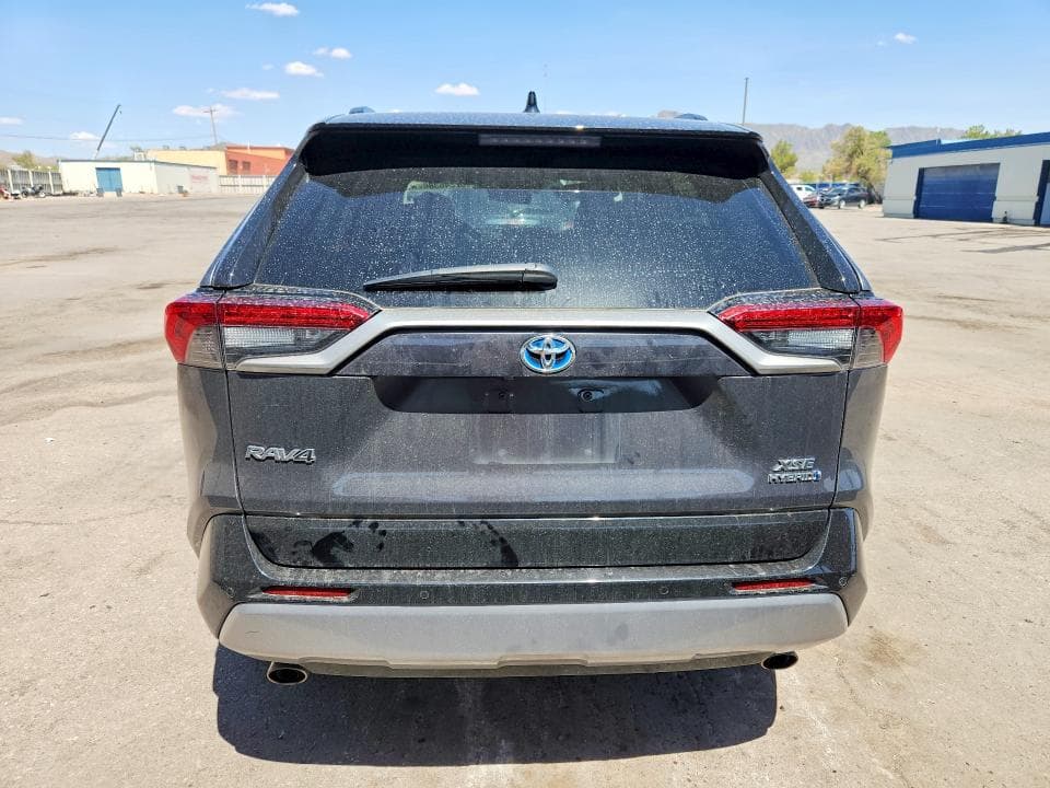 2021 TOYOTA RAV4 XSE 6