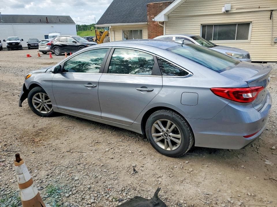 2017 HYUNDAI SONATA SE 2