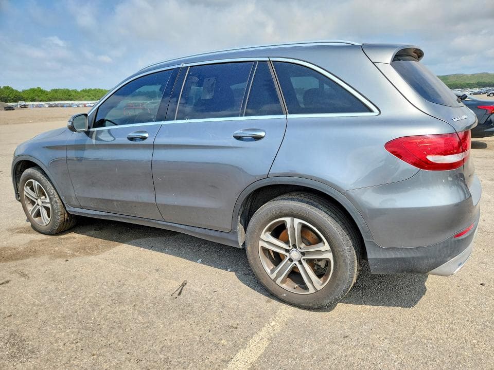 2017 MERCEDES-BENZ GLC 300 4MATIC 2