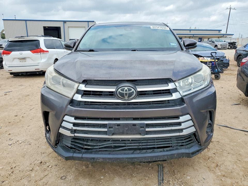 2019 TOYOTA HIGHLANDER LE 5
