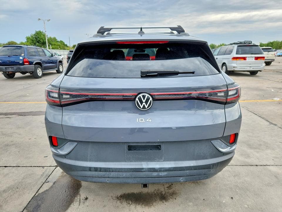 2023 VOLKSWAGEN ID.4 PRO 6