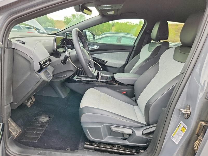 2023 VOLKSWAGEN ID.4 PRO 7