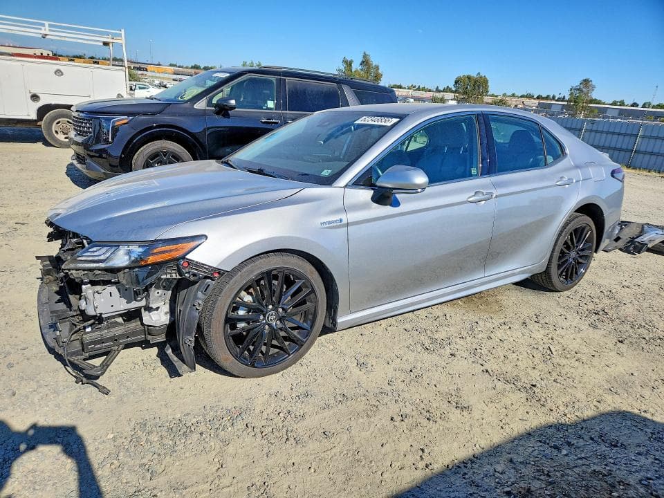 2021 TOYOTA CAMRY XSE - 1