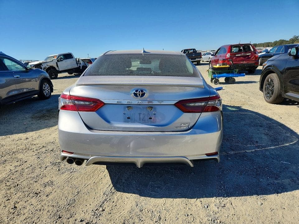 2021 TOYOTA CAMRY XSE 6
