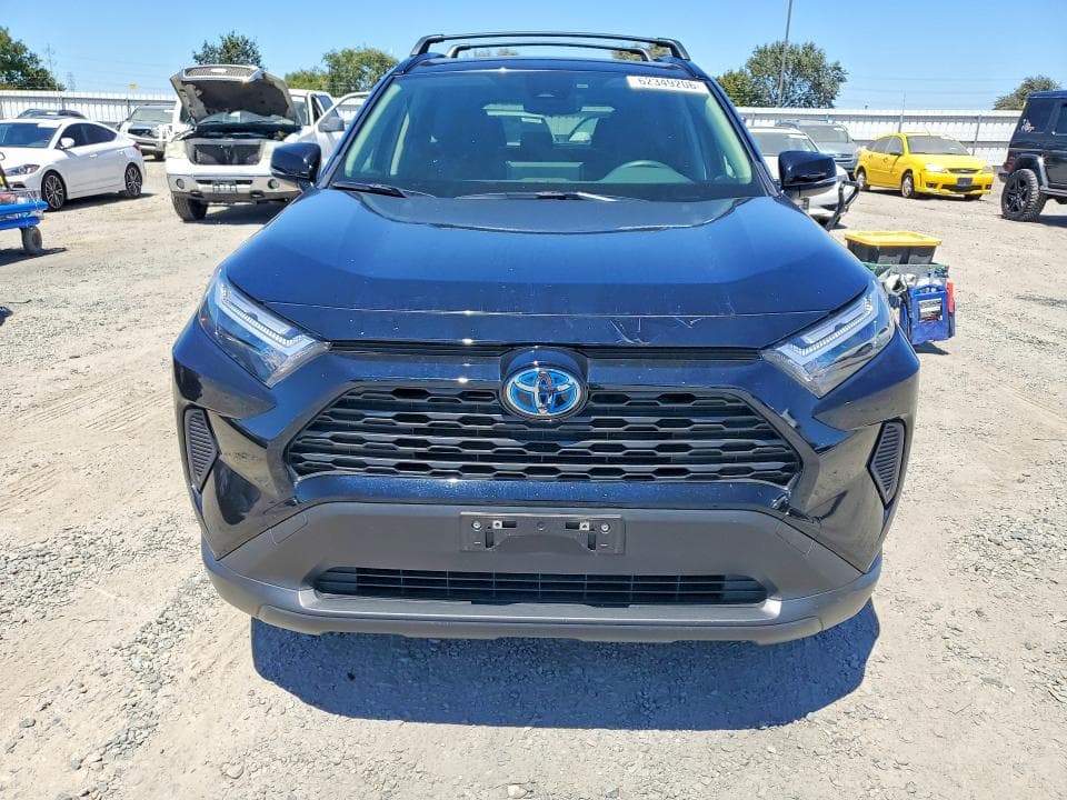 2024 TOYOTA RAV4 HYBRID XLE 5