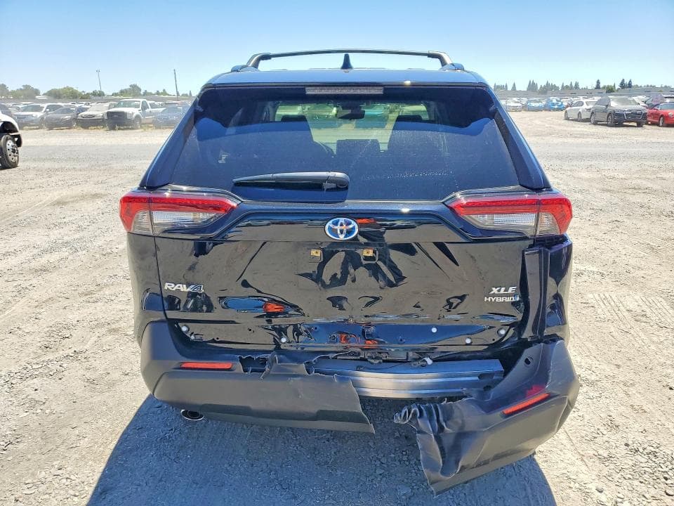 2024 TOYOTA RAV4 HYBRID XLE 6