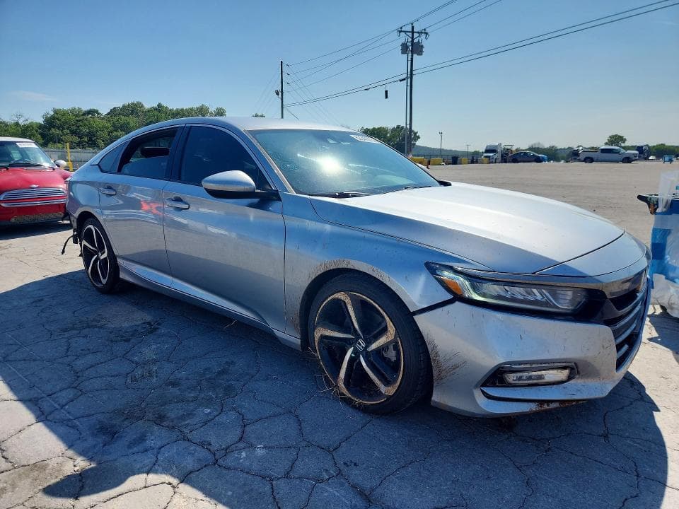 2018 HONDA ACCORD SPORT 4