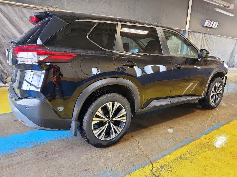 2023 NISSAN ROGUE SV 3