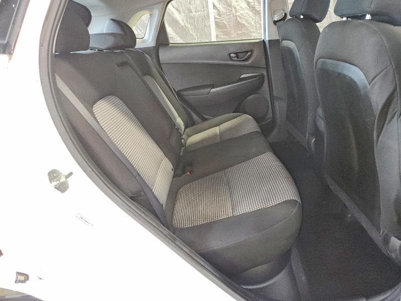 2022 HYUNDAI KONA SE 11