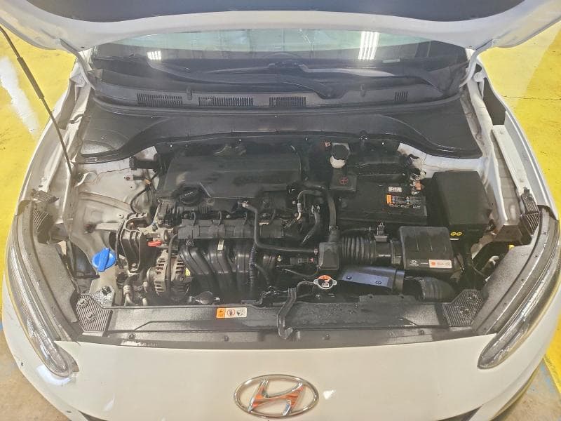 2022 HYUNDAI KONA SE 12