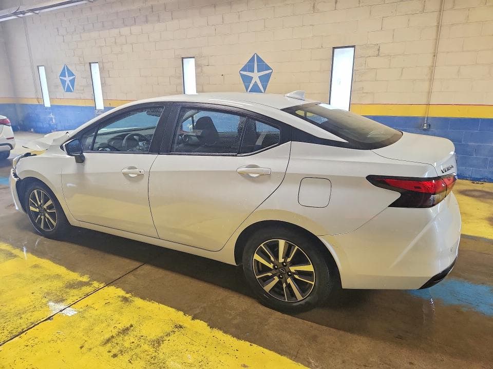 2025 NISSAN VERSA SV 2