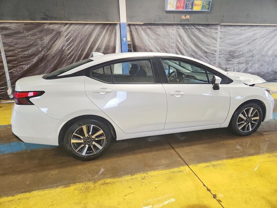 2025 NISSAN VERSA SV 3