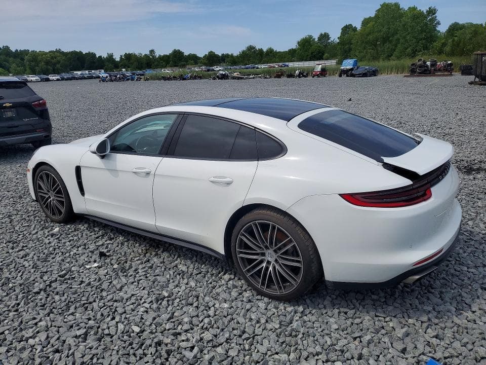 2018 PORSCHE PANAMERA 4 2