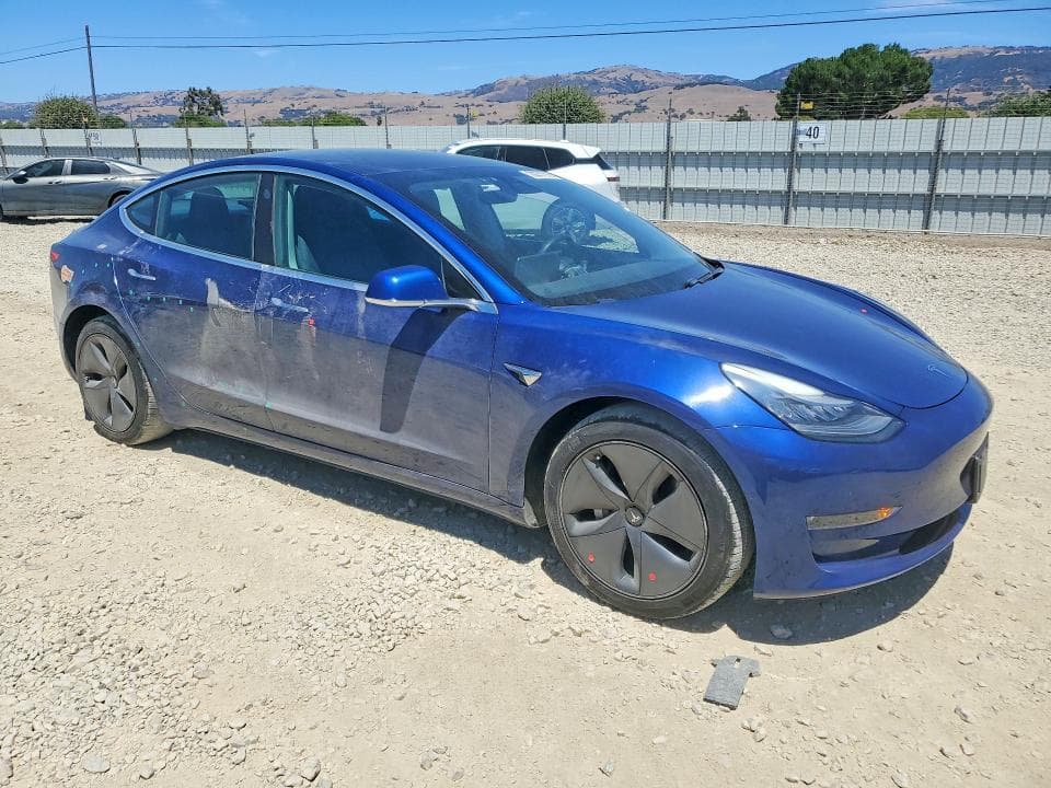 2020 TESLA MODEL 3 4