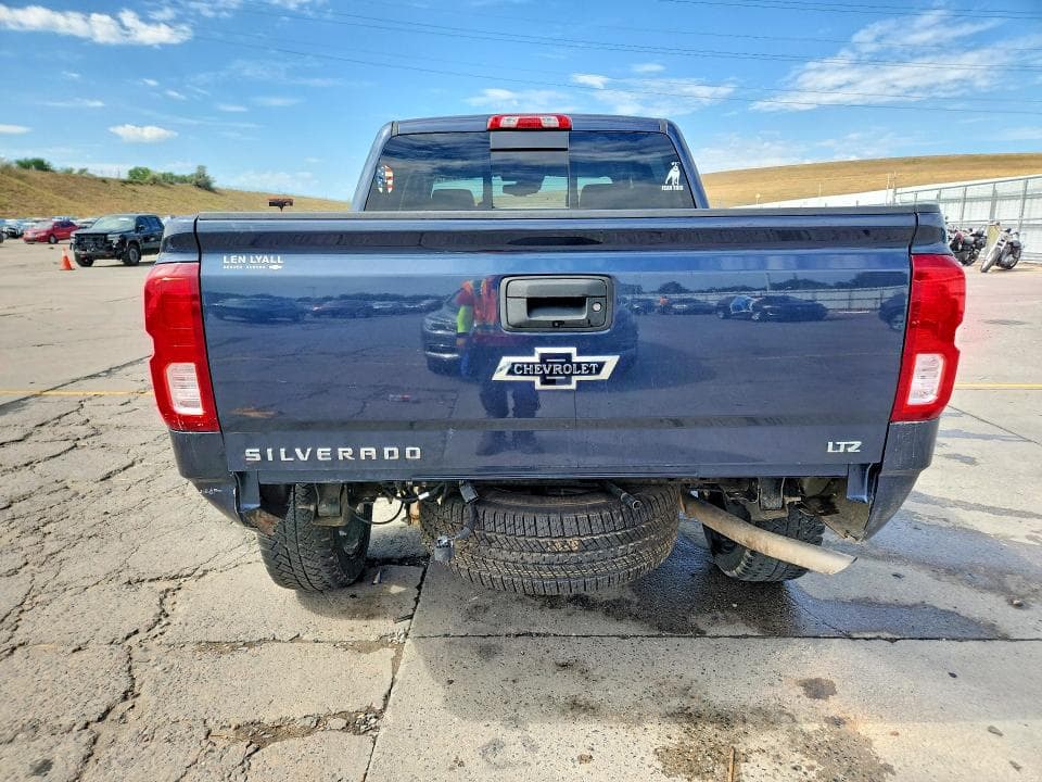 2018 CHEVROLET SILVERADO K1500 LTZ 6