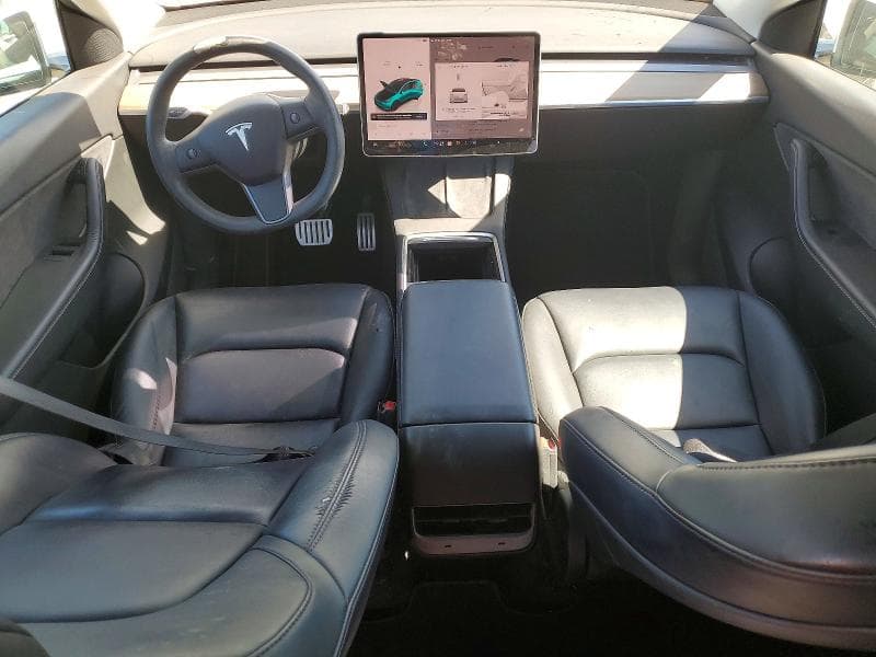 2022 TESLA MODEL Y 8