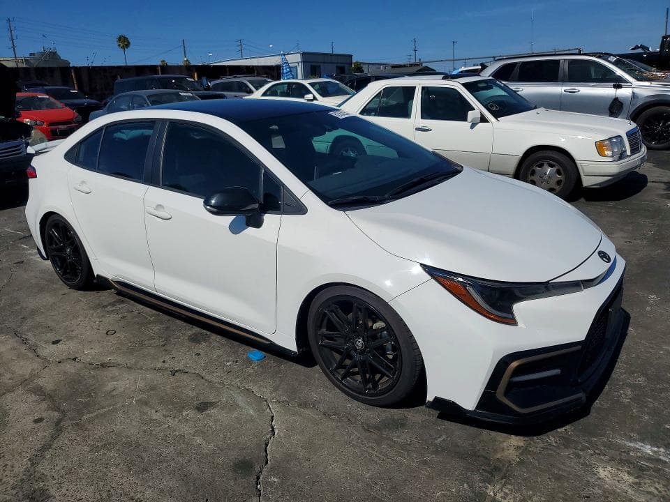 2021 TOYOTA COROLLA SE 4