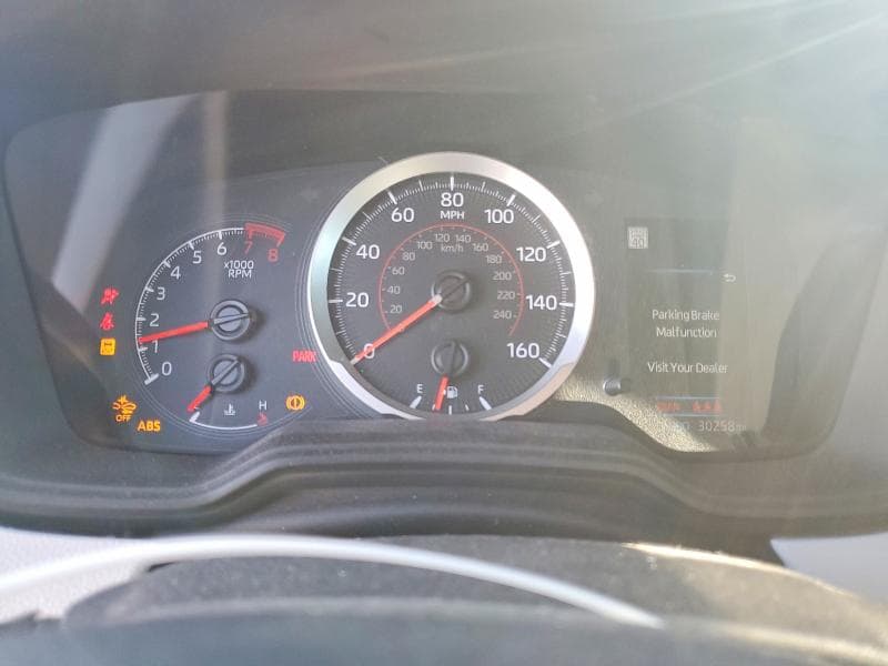 2021 TOYOTA COROLLA SE 9