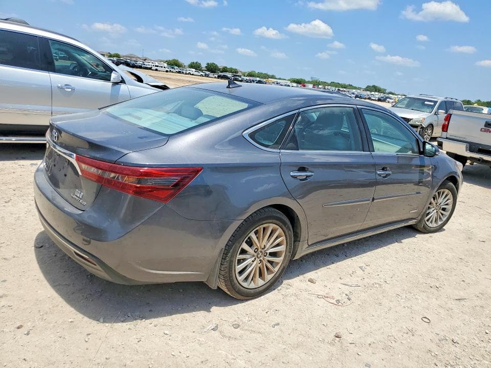 2018 TOYOTA AVALON HYBRID LIMITED 3