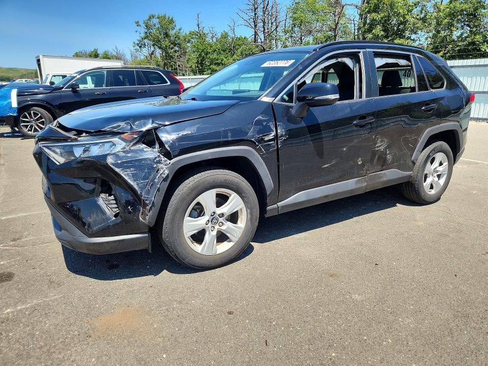 2021 TOYOTA RAV4 XLE - 1