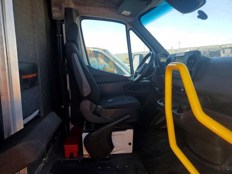 2023 MERCEDES-BENZ SPRINTER 4500 11