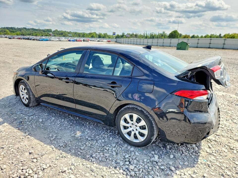 2022 TOYOTA COROLLA LE 2