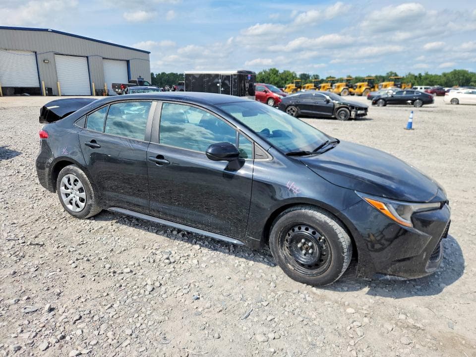 2022 TOYOTA COROLLA LE 4