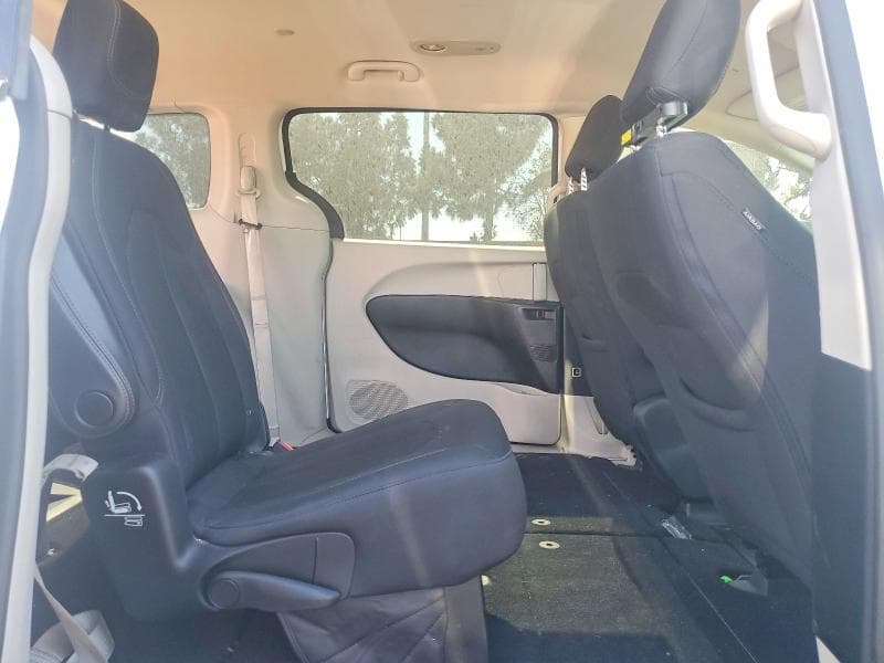 2019 CHRYSLER PACIFICA LX 11