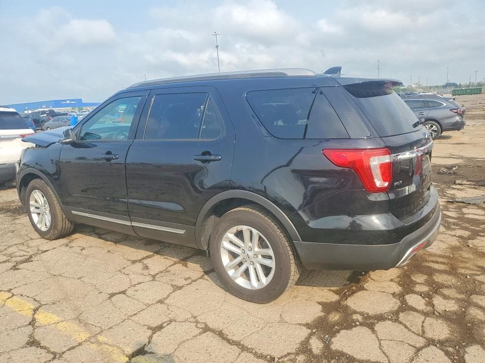 2017 FORD EXPLORER XLT 2