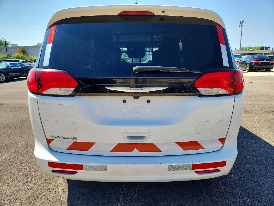 2023 CHRYSLER VOYAGER LX LX 7
