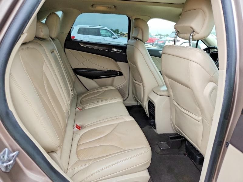 2019 LINCOLN MKC RESERVE 11