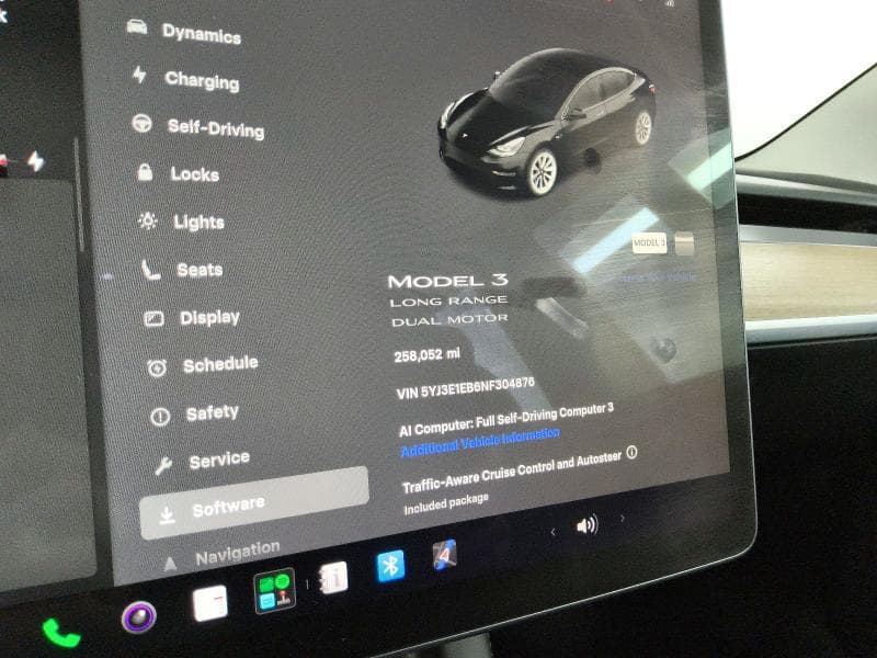 2022 TESLA MODEL 3 9