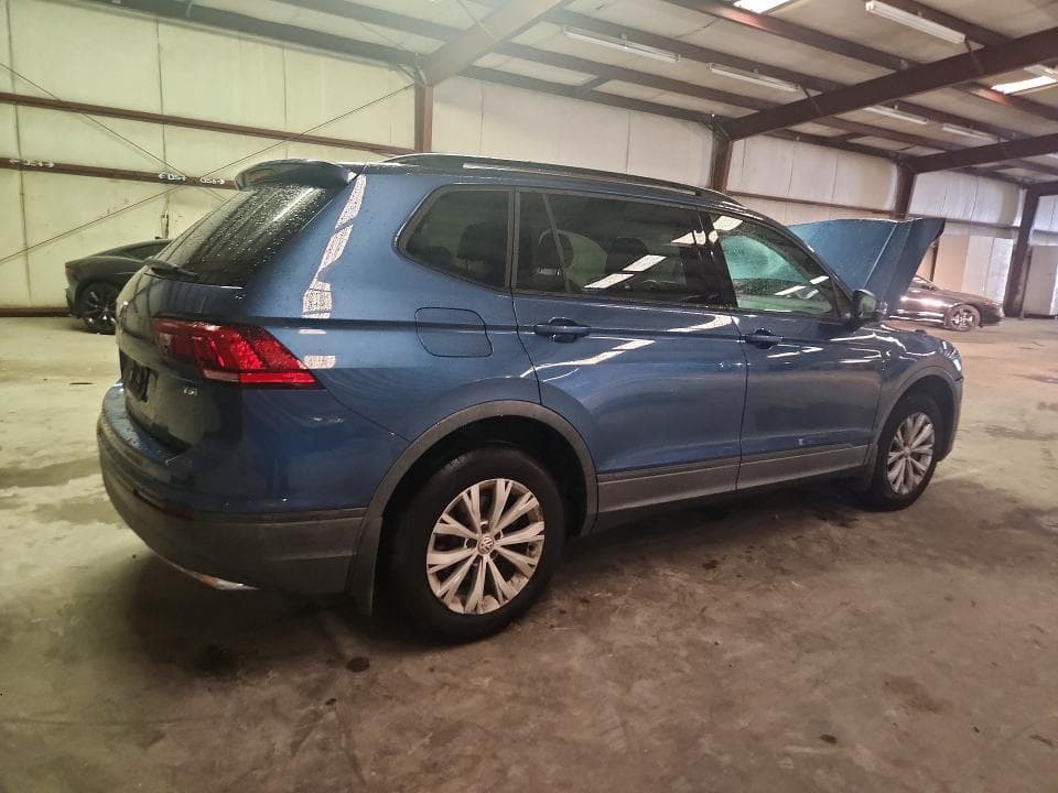 2018 VOLKSWAGEN TIGUAN S 3