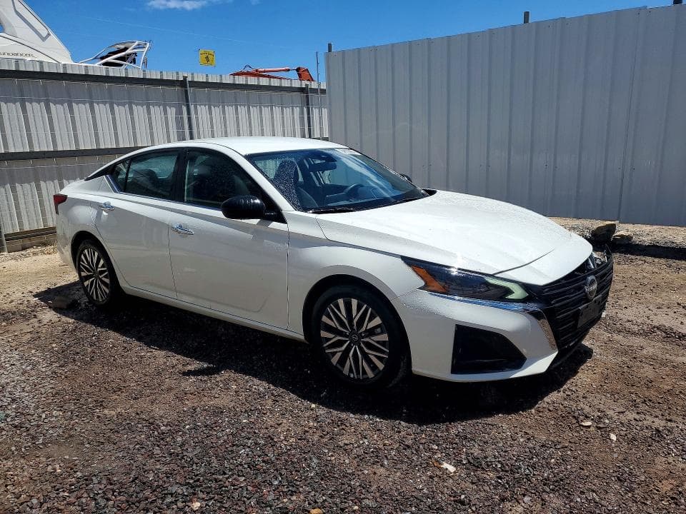 2025 NISSAN ALTIMA SV 4