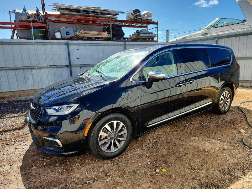 2022 CHRYSLER PACIFICA HYBRID LIMITED - 1