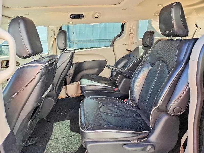 2022 CHRYSLER PACIFICA HYBRID LIMITED 11