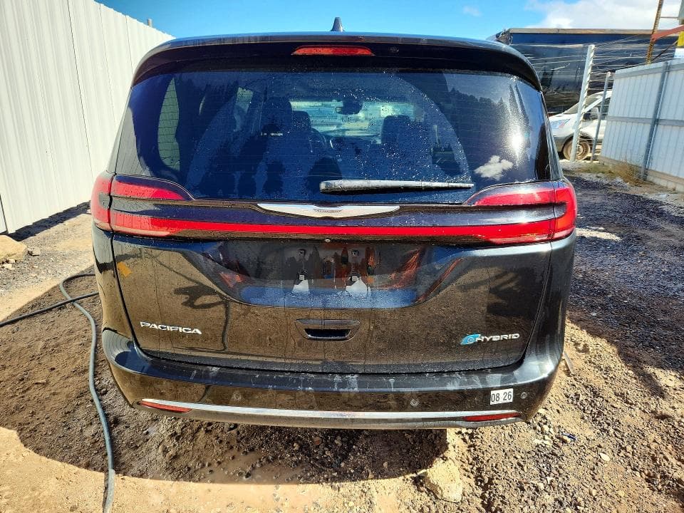 2022 CHRYSLER PACIFICA HYBRID LIMITED 6