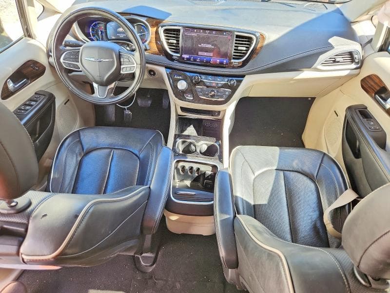 2022 CHRYSLER PACIFICA HYBRID LIMITED 8